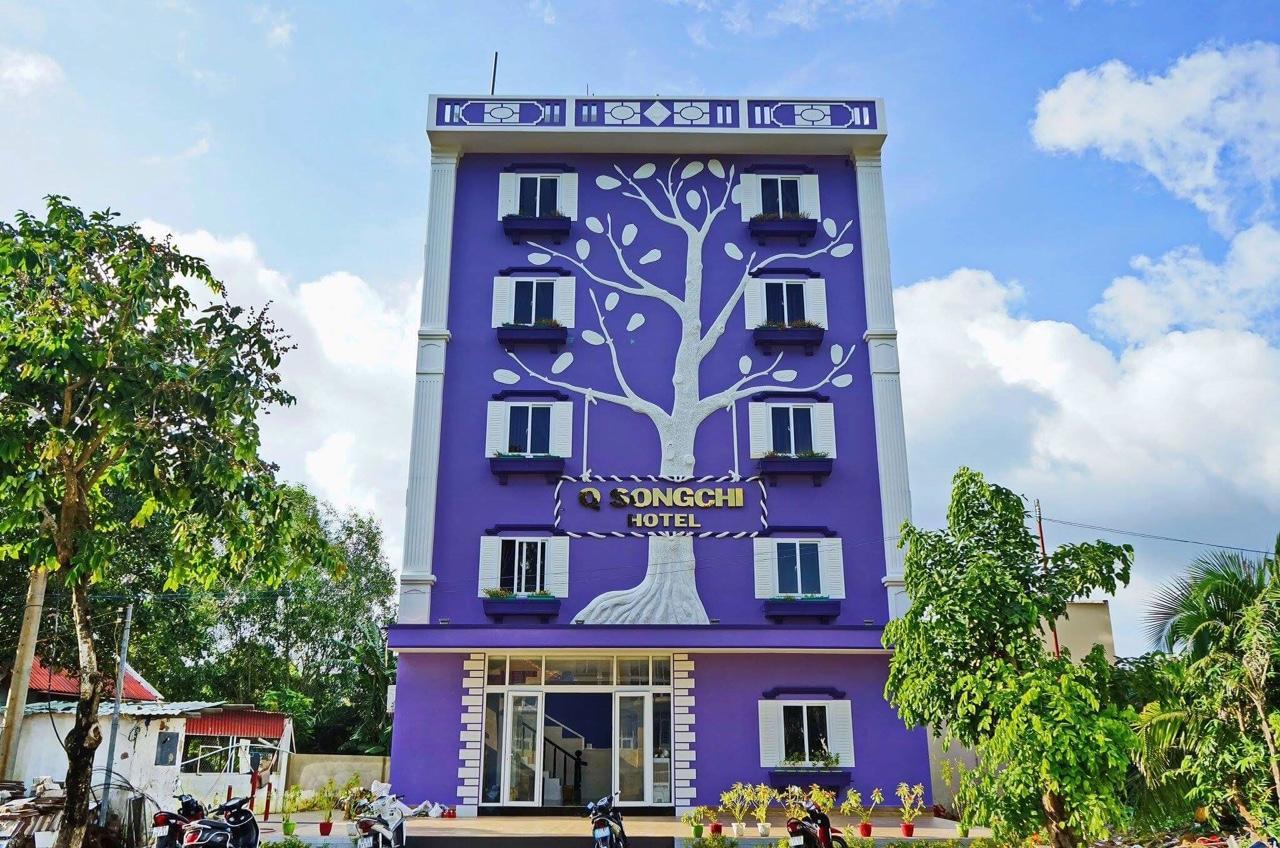 Q Songchi Hotel Chi Khu Co Ong Экстерьер фото